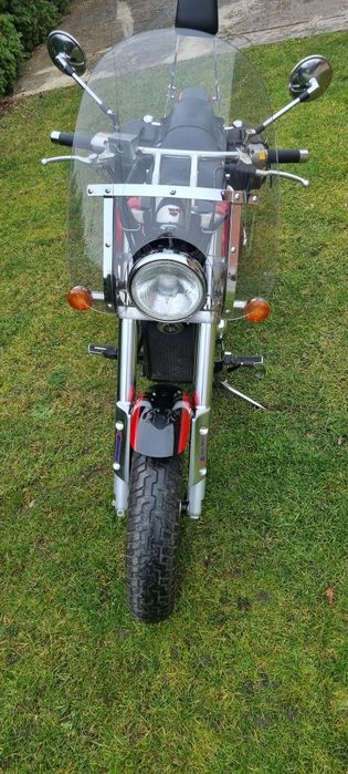 Suzuki Marauder 800