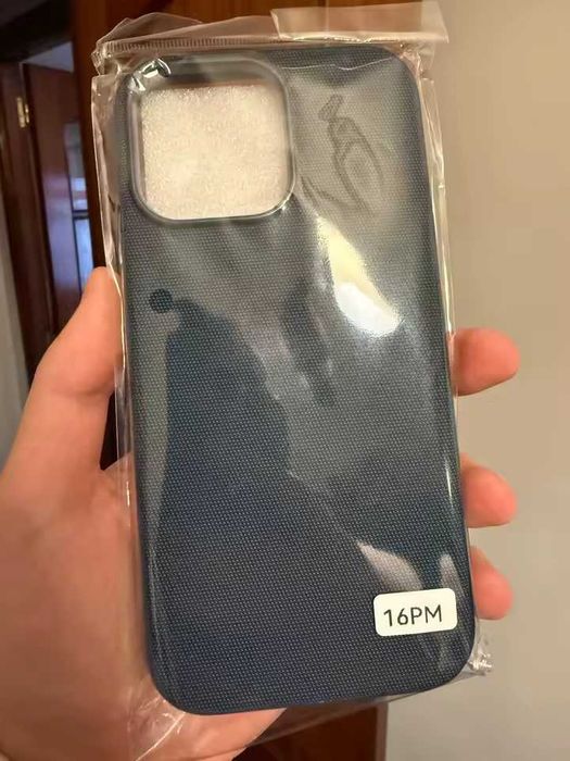 Чохол чорний iPhone 16 Pro Max TechWoven with Magsafe