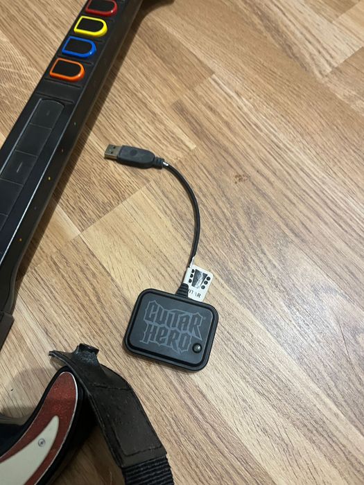 Guitarra Guitar Hero Wireless Red Octane 1588 – PS2 / PS3