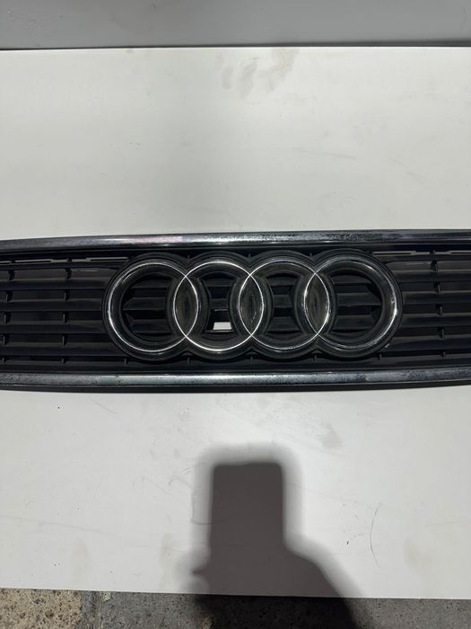 Grelha Audi a4 b5