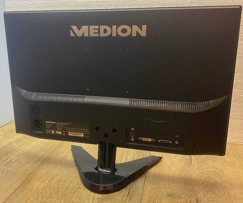 Монітор Medion 24 дюйми