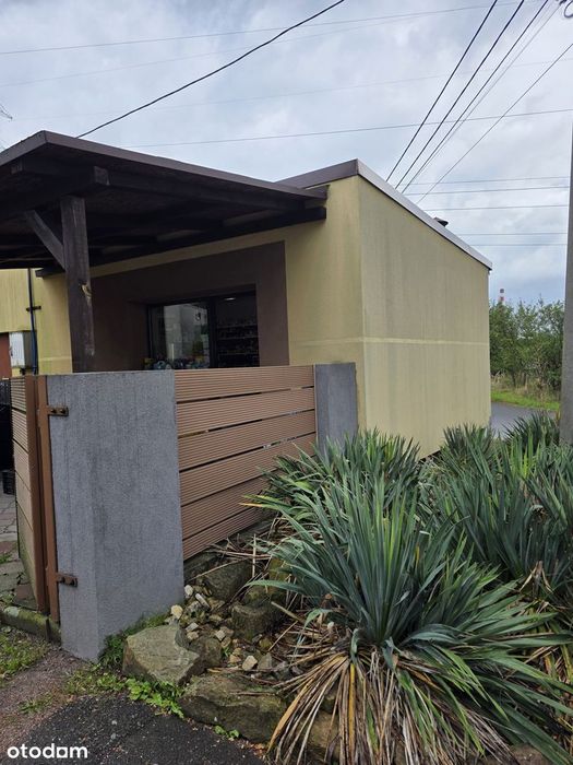 Piętrowy dom Łaziska Górne - spokojna okolica