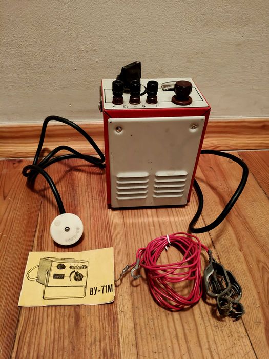Radziecki prostownik ВУ-71М VU-71M klasyk ZSRR 1978 6V/12V akumulator