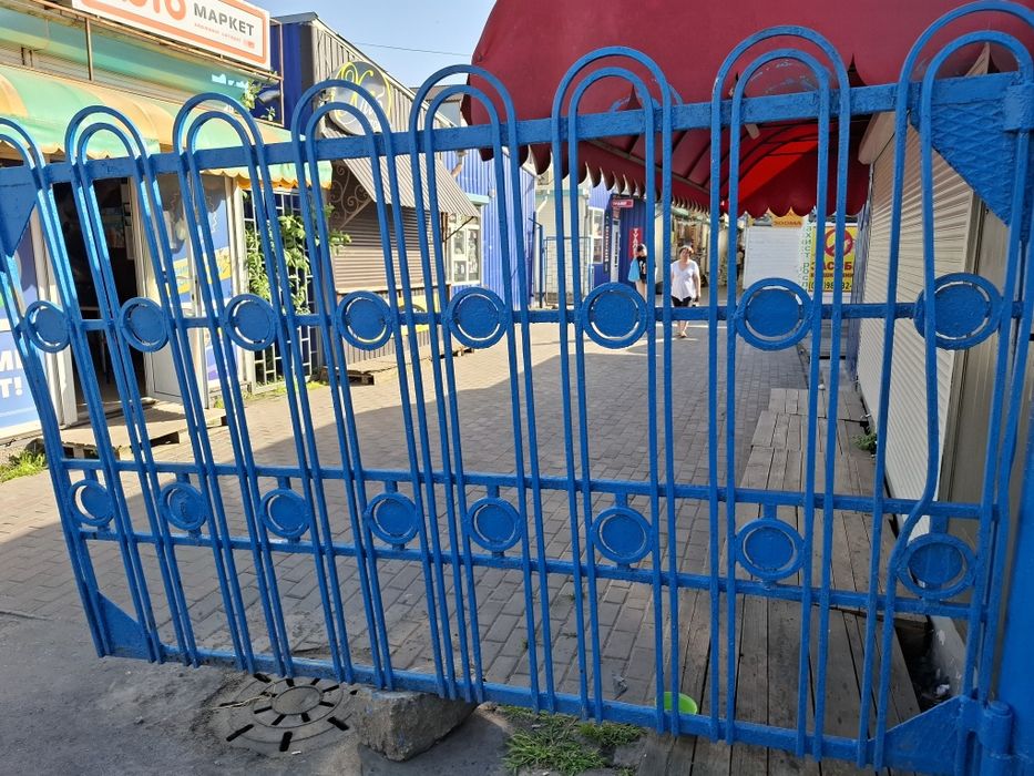 Торгове місце на ринку "Урожай"