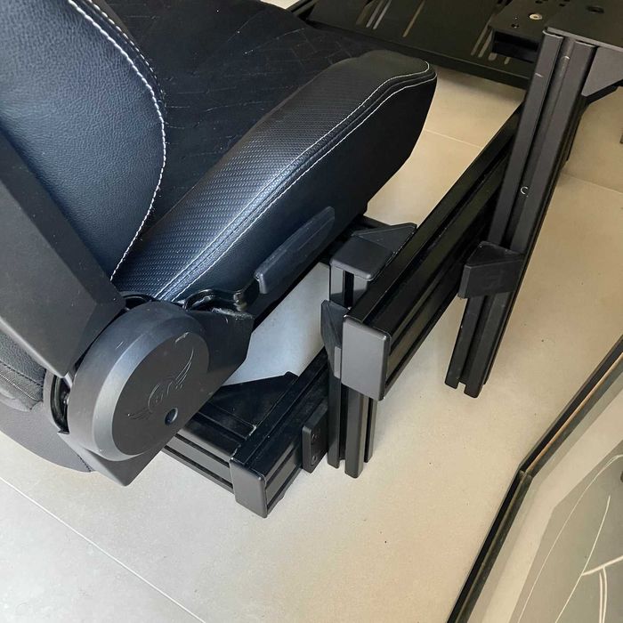 Simracing rig GTOMEGA Prime Lite