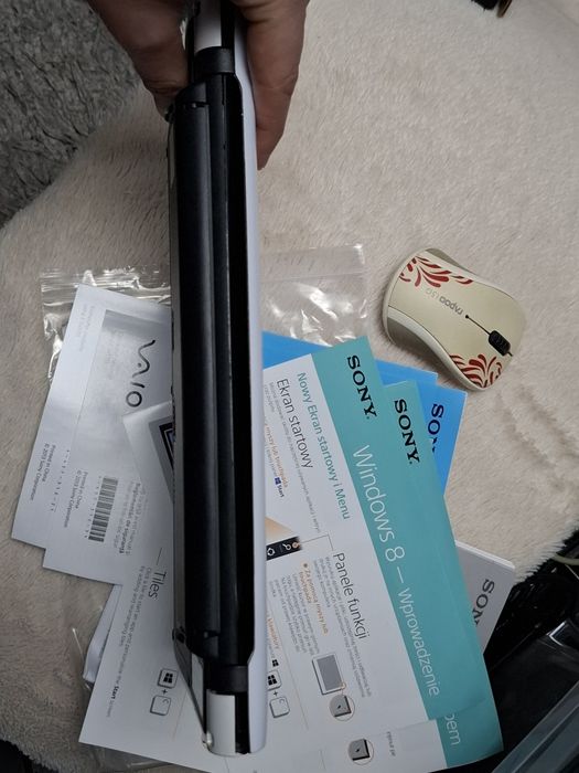 Notebook Sony Vaio 11,6" kolor biały komplet