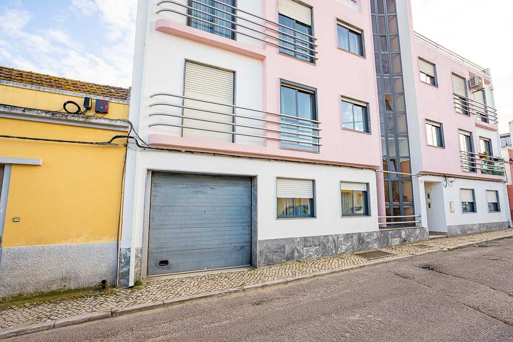 Arrecadação/Garagem de 16m²