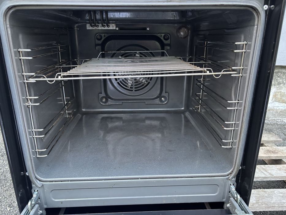 Електроплита Amica склокераміка