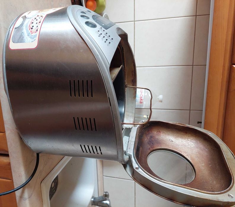 Продам хлібопічку  Moulinex 573101