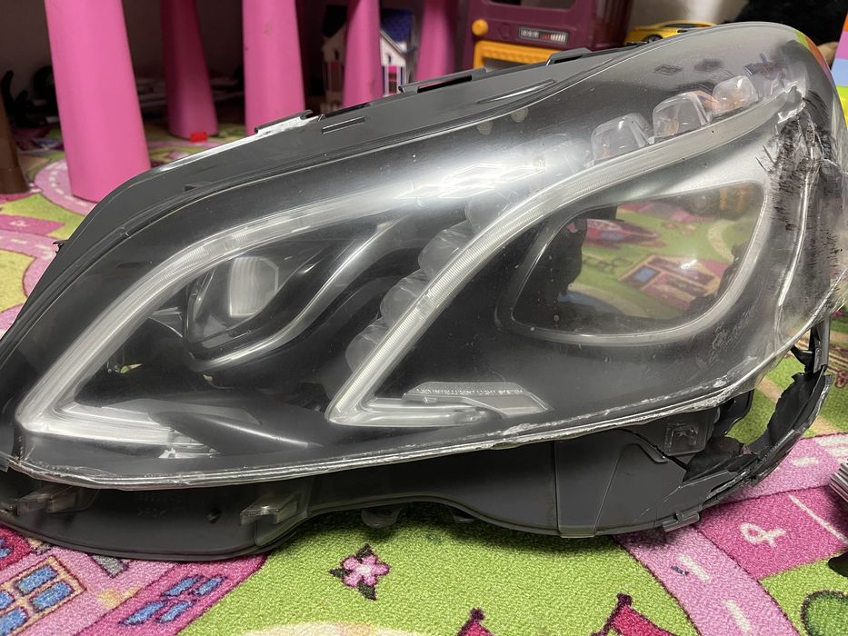 Ліва Фара full led w212 rest, після дтп на перепаковку