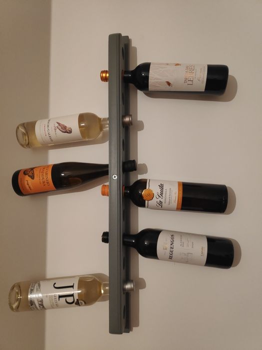 Garrafeira de parede - suporte