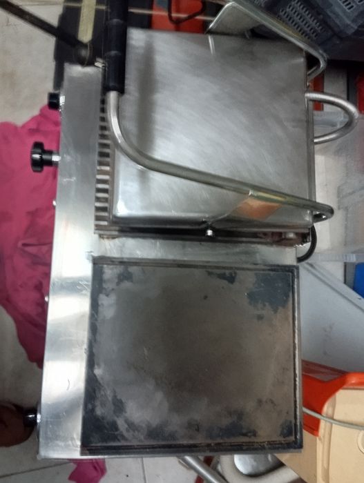 Grelhador ou infra com chapa