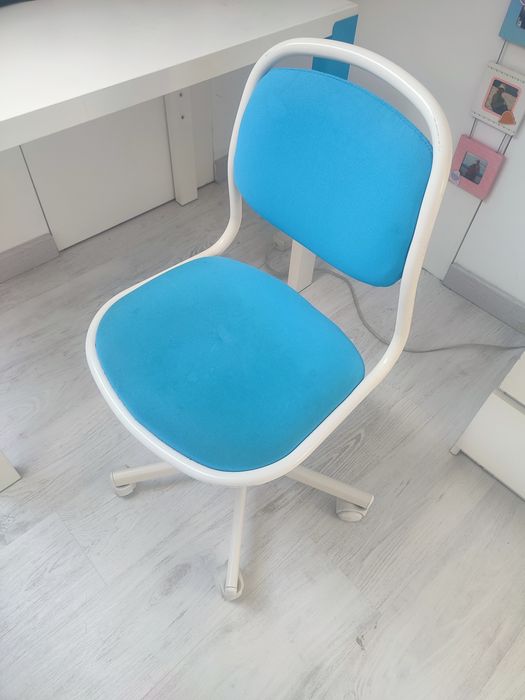 Secretária criança + módulo + cadeira