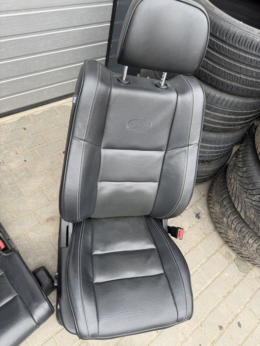 Wnetrze Jeep Grand Cherokee WK2 OVERLAND full opcja