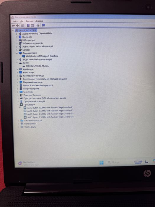 (29)HP/Ryzen 3 3200U/SSD M2-256GB/ RAM DDR4-8GB