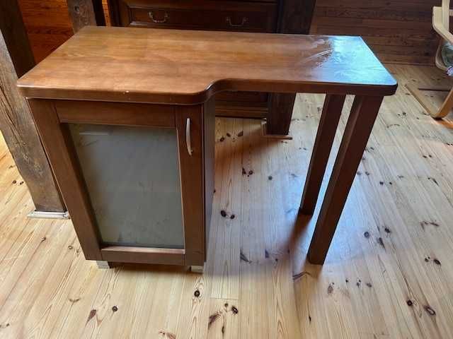 Toaletka z drewna litego