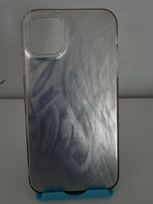 Чехол на iPhone 11