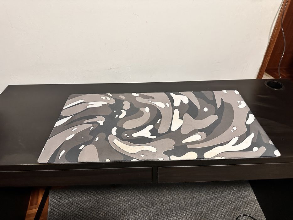 Secretaria ikea bom estado