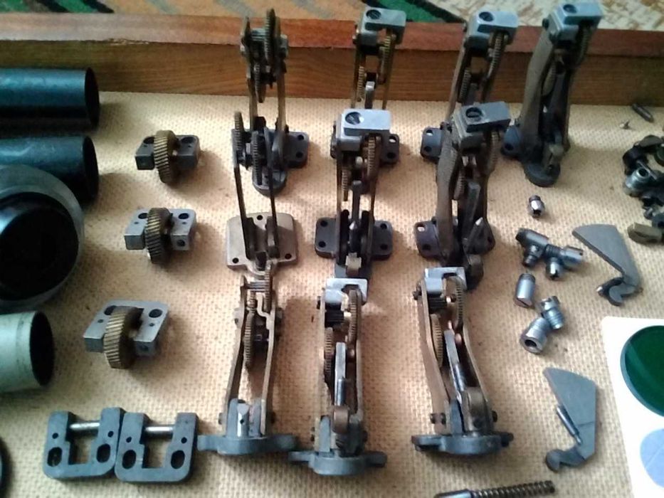 Запасные  части к микроскопам и отдельно микроскоп