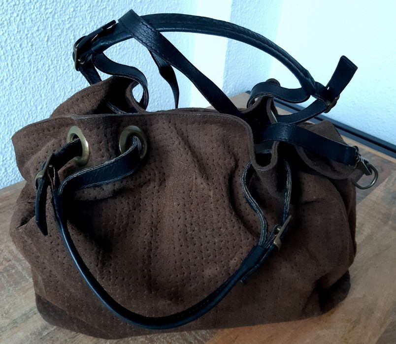 Mala ombro castanha