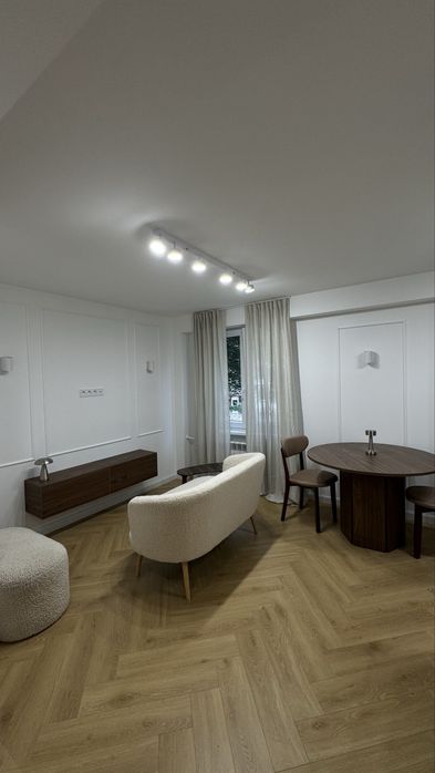 2-pokojowe mieszkanie 35.71 m2 w centrum po generalnym remoncie na 1. piętrze