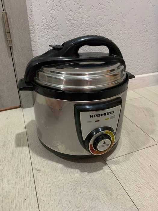 Скороварка Мультиварка REDMOND RMC-PM4507