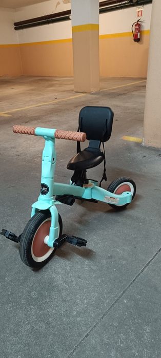 Triciclo para criança