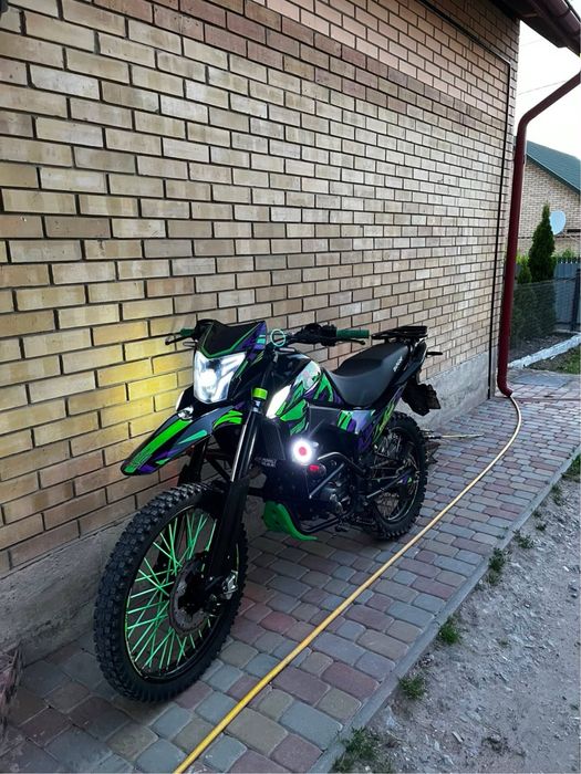 Продам Shineray 300