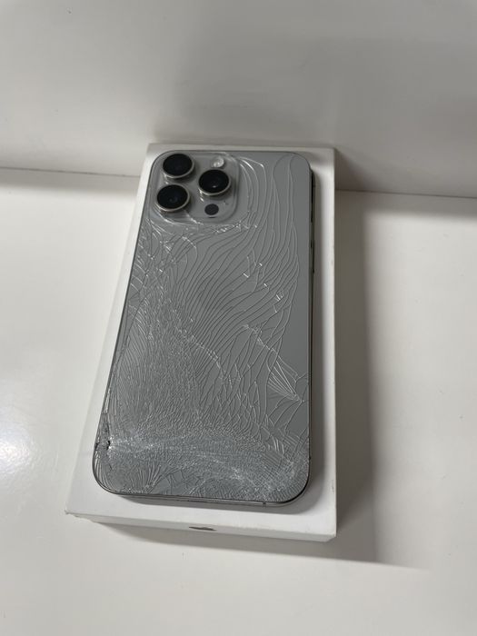 iPhone 15 Pro Max
