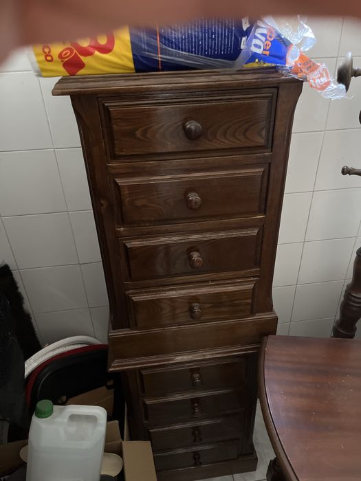 Mesinha de cabeceira