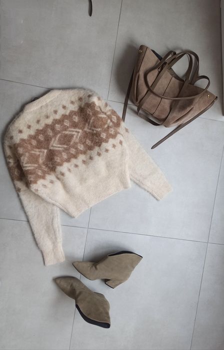 Zara sweter z mechatej dzianiny s 36 kremowy norweski print