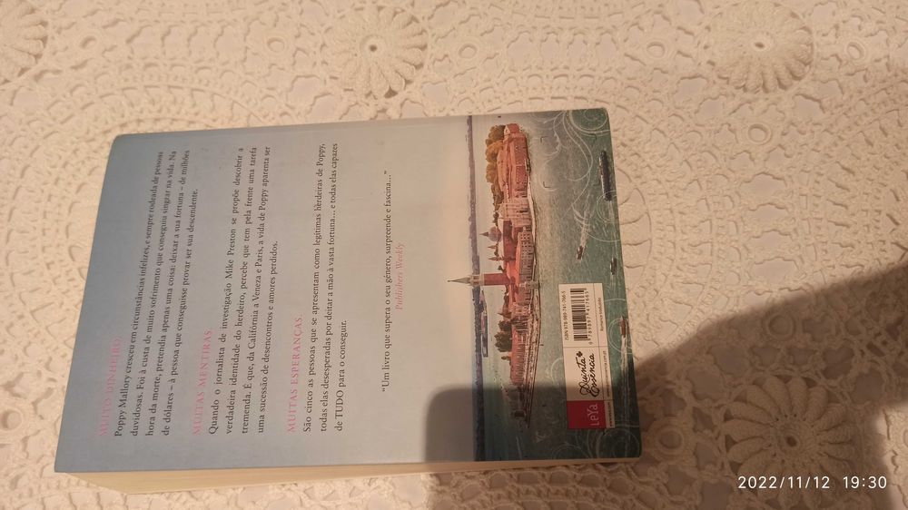 Livro Os cinco herdeiros de Elizabeth Adler