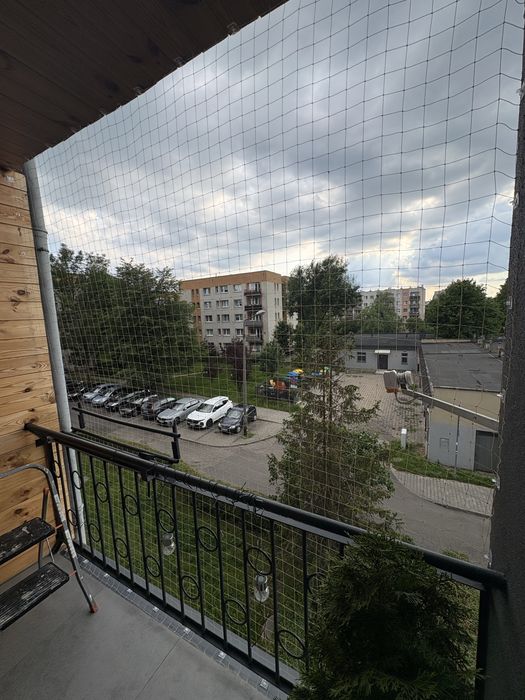 Siatka balkonowa dla kotów / na gołębie