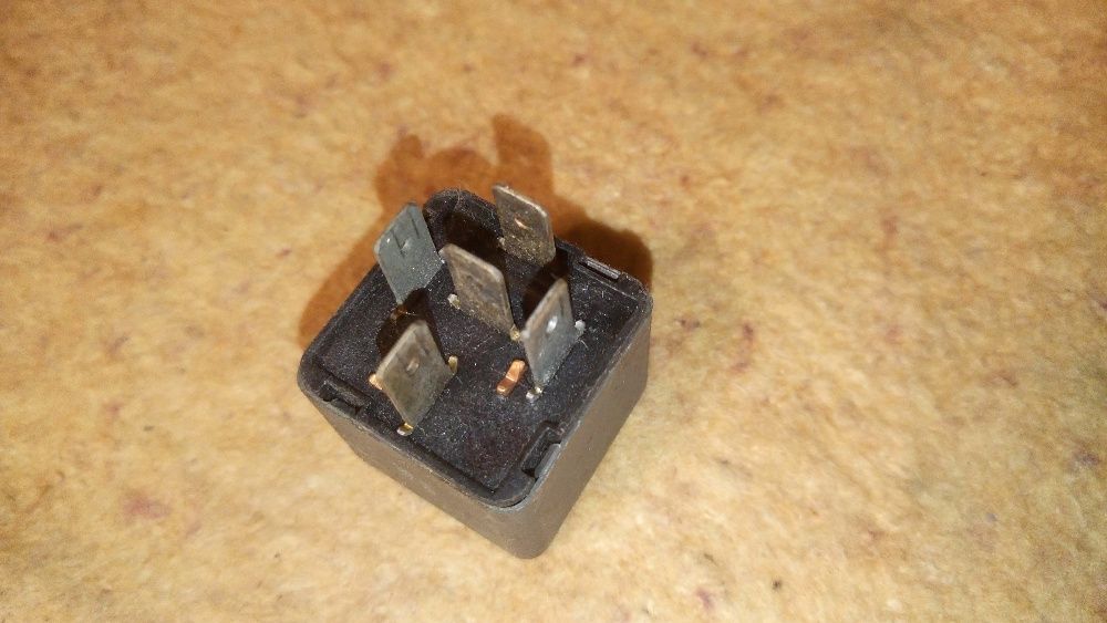 Реле А727 510 12v 20A