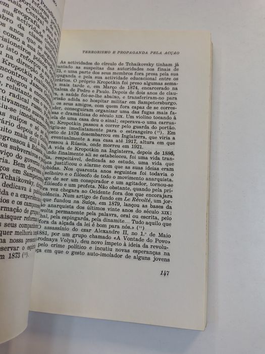 Anarquistas e Anarquismo, de James Joll