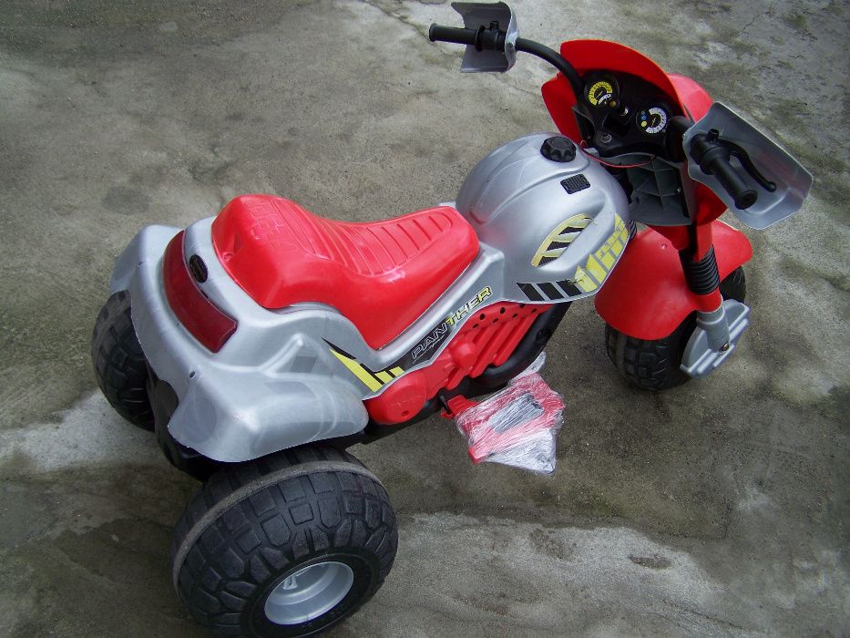 Quad / motor na akumulator FEBER