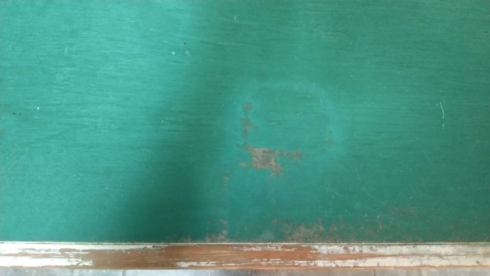 biurko / mały stolik / stół z szufladami