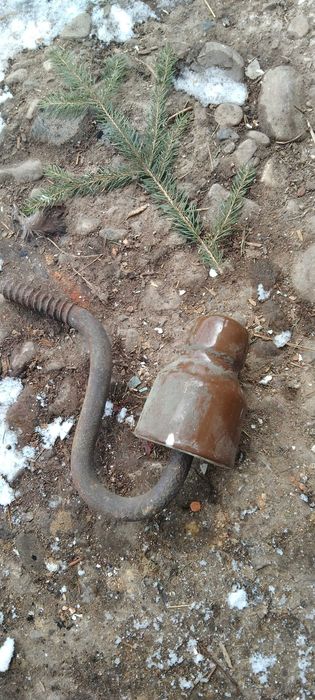 Фарфорові ізолятори лінії електропередач