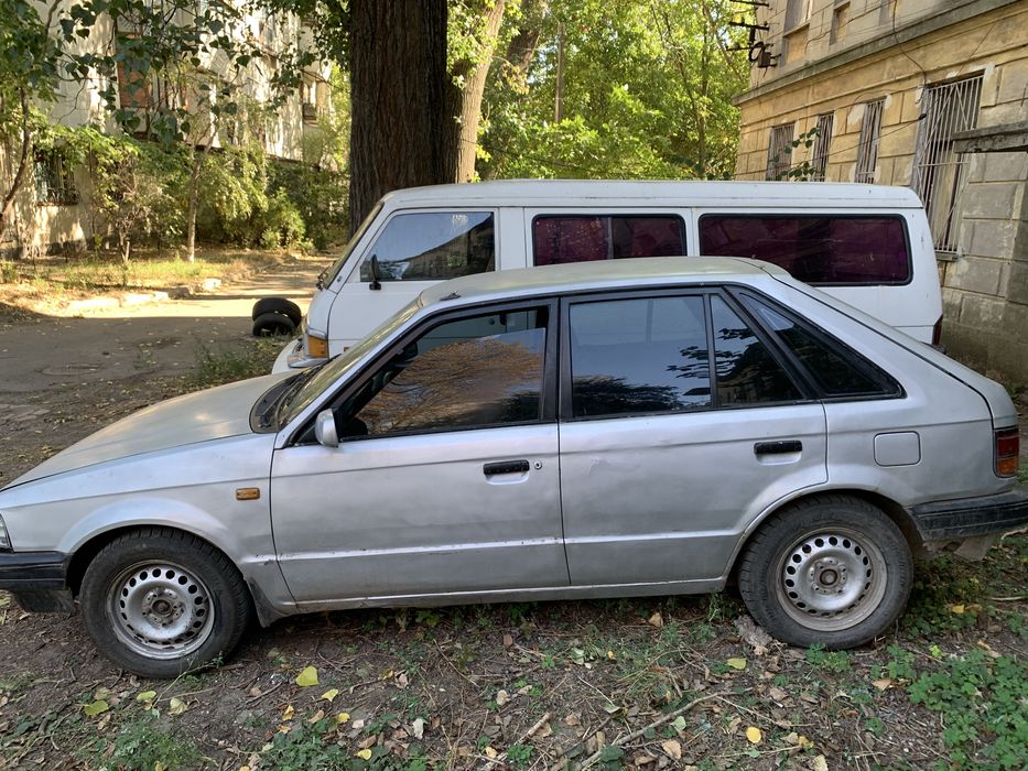 Продам Mazda 323
