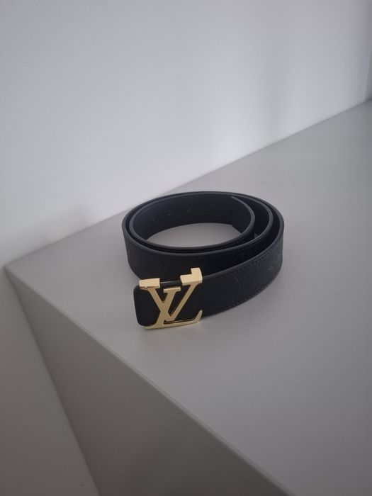 Pasek Louis Vuitton czarny ze złotą klamrą w idealnym stanie