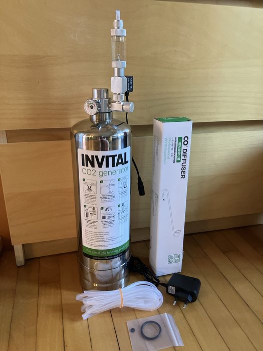 Butla Invital Co2