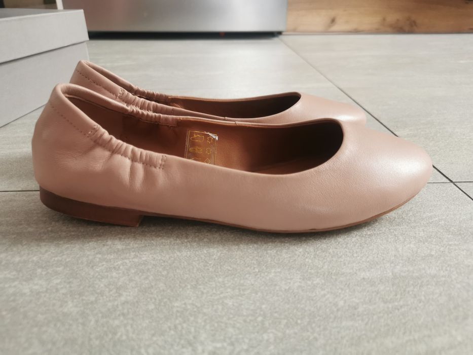 Nowe COX baleriny 38 37 balerinki pudrowy brudny róż nude skórzane but