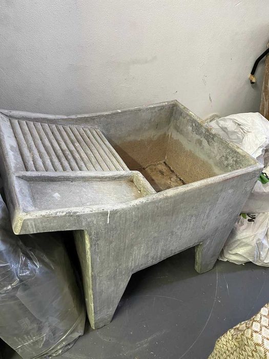 Máquina de lavar roupa velha