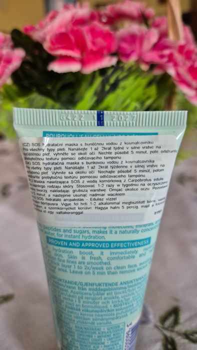 Nawilżająca maska SOS 75 ml Hydra Végétal z Yves Rocher