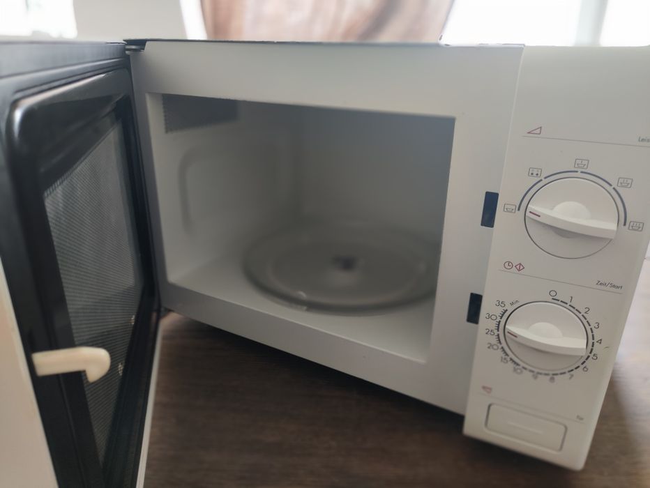 Mikrofalówka 850W Niemiecka
