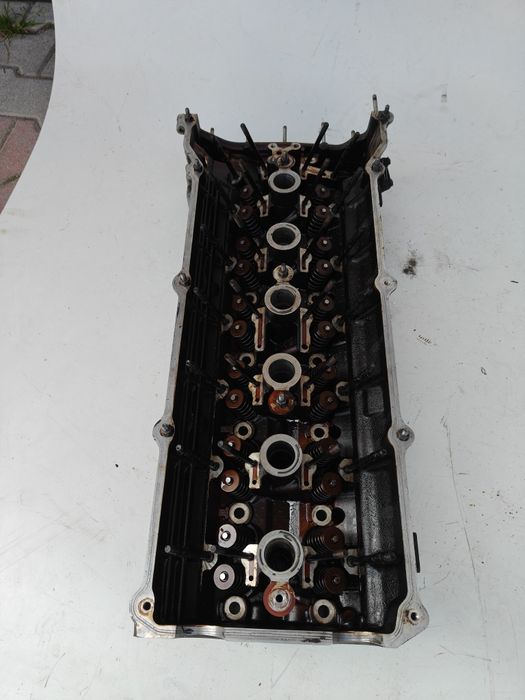 Głowica BMW E46 328i 2vanos m52tu