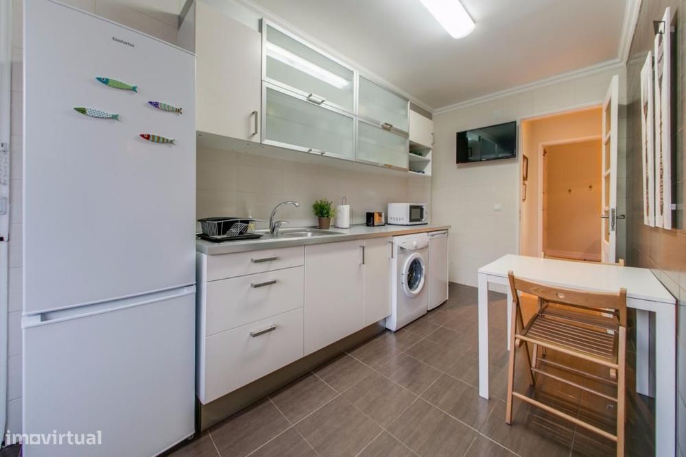 Quarto - localizado em Roma-Areeiro Lisbon