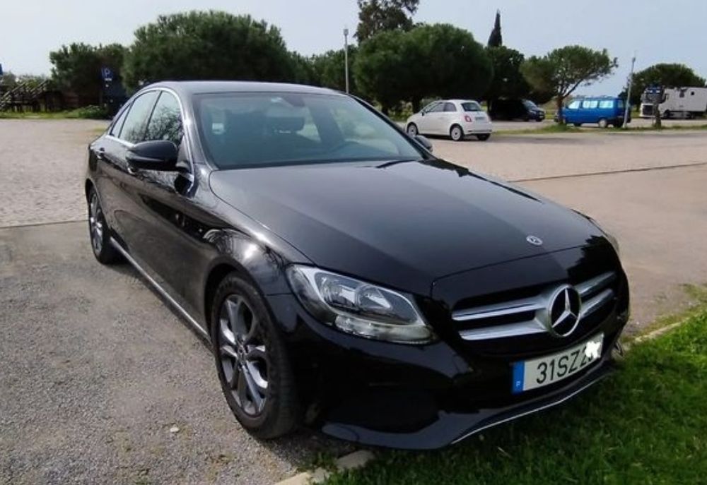 Como novo! Mercedes-Benz Nacional com revisões na marca