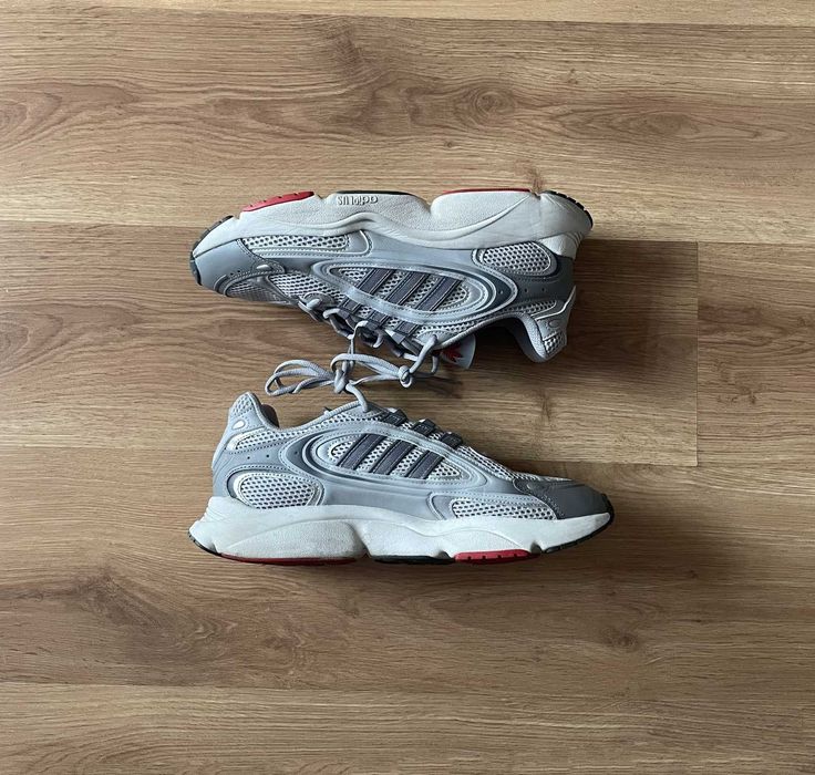 Buty Adidas Originals Ozmillen 46