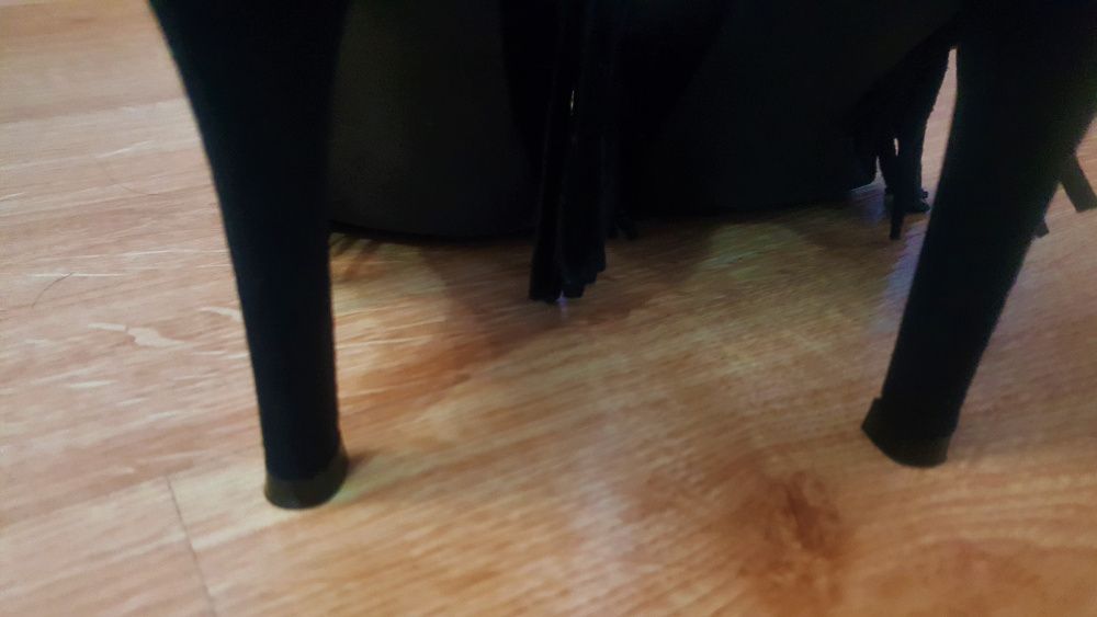 sandałki na szpilce z frędzlami